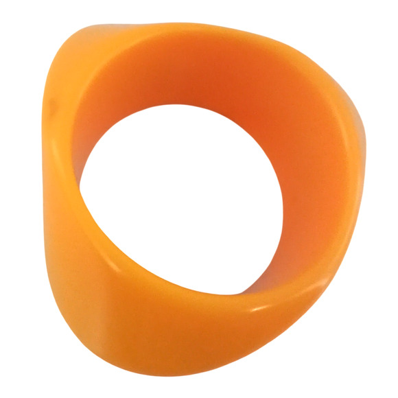 Vintage Chunky Yellow Bakelite Bangle Bracelet 2.5” Abstract Design - Picture 12 of 12